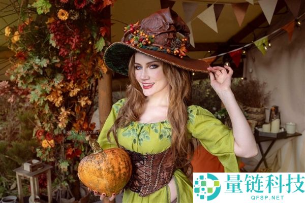 《漫威争锋》白皇后Cos美图 金发女郎大秀美腿