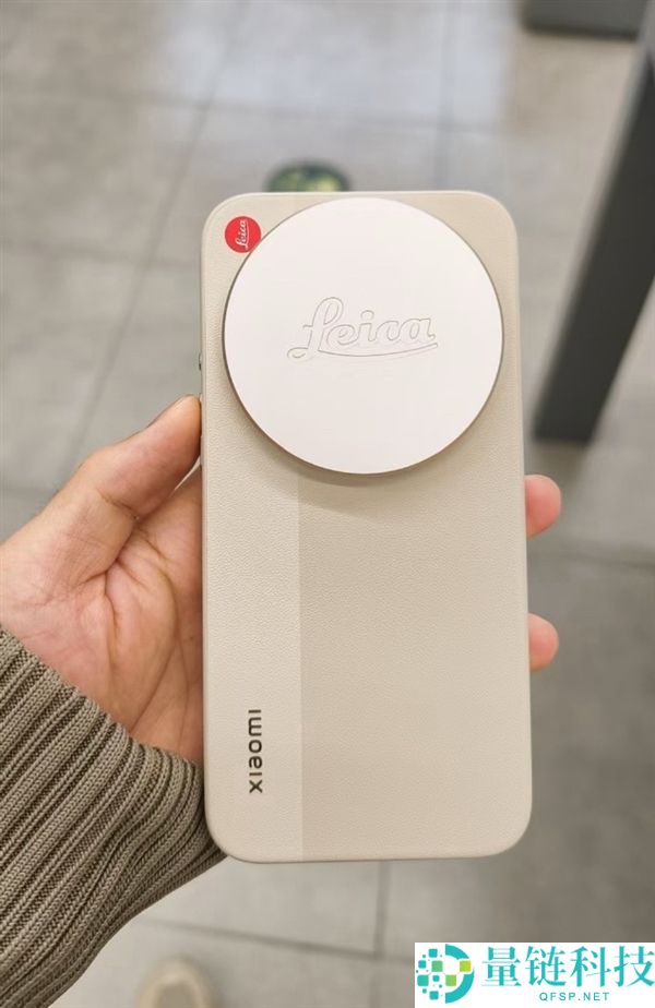 小米17 Ultra开卖 线下用户首选徕卡版：7999元定价良知