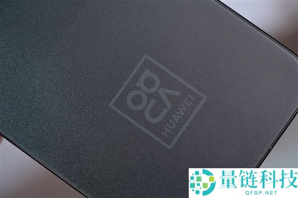 首搭麒麟9系芯片,华为nova 15 Ultra图赏