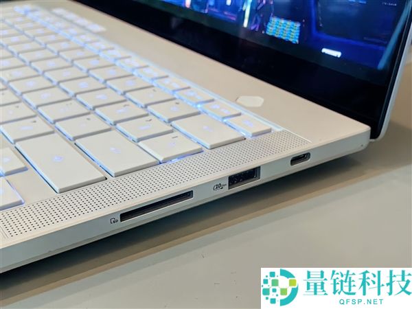 华硕发布ROG幻14/16 Air 2026款：晋级星云原画屏、至高RTX 5090