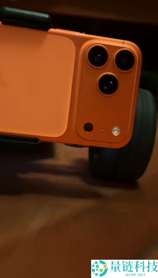 iPhone 17 Pro拍摄,苹果公布2026新春大片《碰见你》1月30日上线