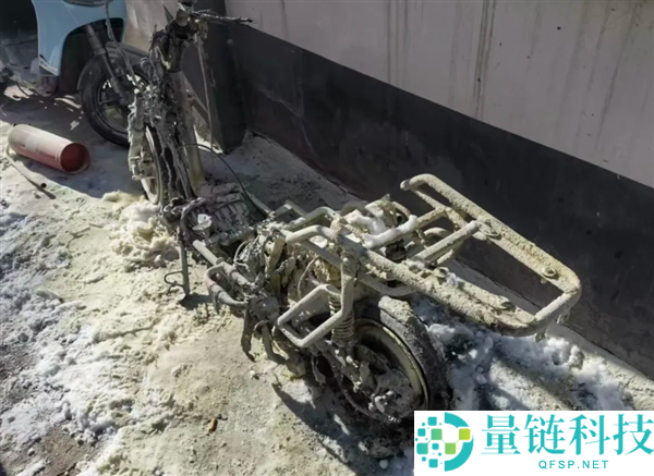 未充电也自燃：北京一小区二手电动车突提议火 汽修厂员工仗义扑救