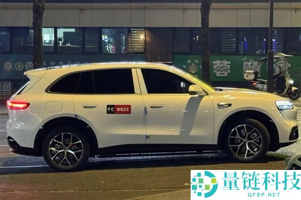 全新问界M6实车首曝 这才是年青人的鸿蒙智行“真香车”