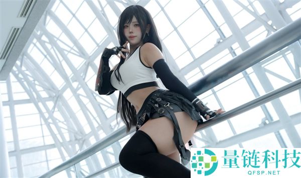 韩国Coser归纳《终究空想7》蒂法：身段复原 神志可儿