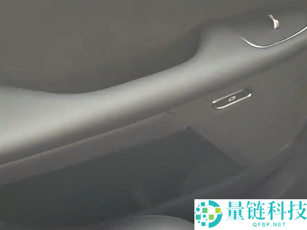 网友实测经过机械装配开某007后门：比唐僧取经还难