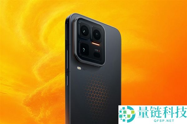 iQOO 15 Ultra销量远超预期：24+1TB版卖断货 产物司理连夜回去打螺丝