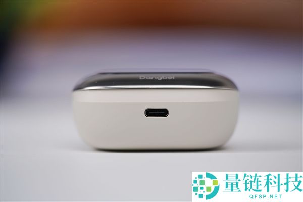 耳机盒竟然带屏幕,999元当贝Air 1图赏