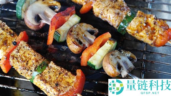 多款空气炸锅存在假温度旋钮：律师称涉嫌讹诈 有官僚求退一赔三