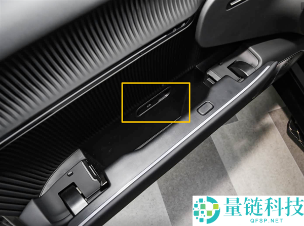 着火了乘客不会开门 怪车企乱学特斯拉吗