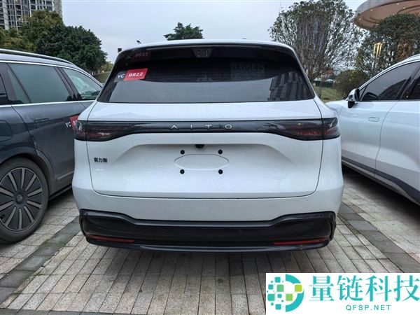 25万价位的大爆款来了 全新问界M6实车多方位展现