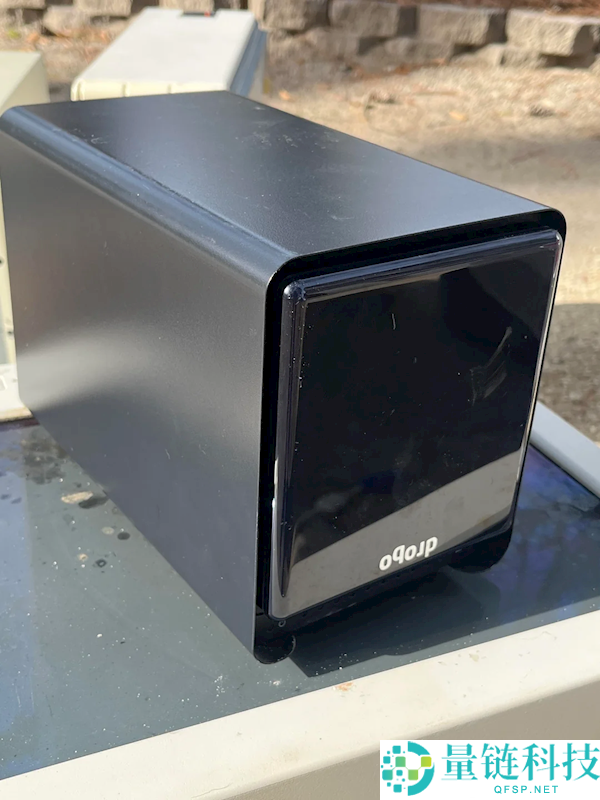 渣滓堆竟捡到完全PC＋NAS,64GB DDR4内存就值5000