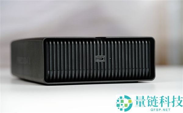 靠谱海量游戏库：希捷 FireCuda X Vault 20TB 外置硬盘深度图赏