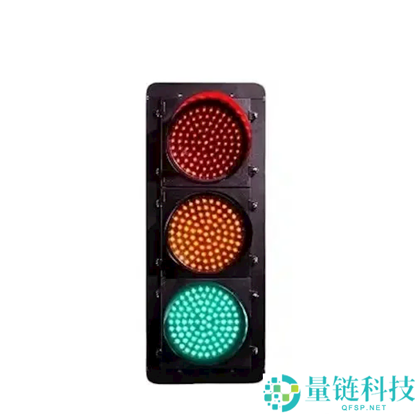 路口右转要不要等红灯？交警权威科普，一文读懂通行规则