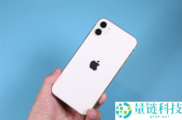iPhone 4 回收价狂跌 20 倍仅值 20 元：二手报废机价格大跳水