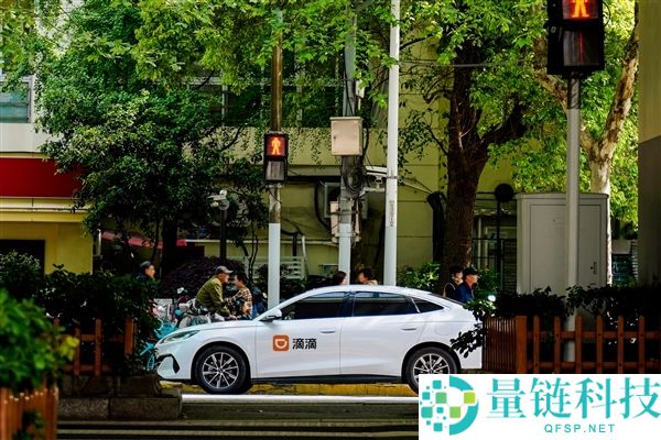 乘客车内排泄致座椅报废：花 1000 元更换，滴滴回应将承担费用