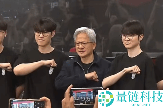 黄仁勋：韩国电竞领军者，韩国网吧推动英伟达全球发展