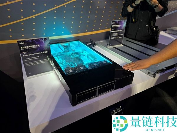 Intel 至强 6+ CPU性能再升级，打造机柜60000+中心的强大计算力
