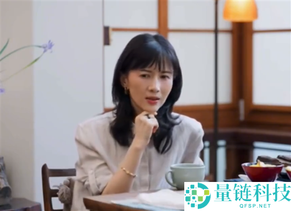 papi酱回应四年无收入全靠丈夫支持：养我是他的福气，非无所依靠！