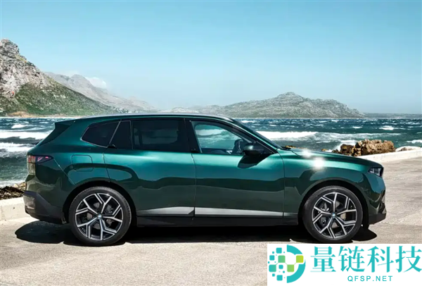全新一代宝马X5 M60V8旗舰SUV性能升级，明年退役提前告别