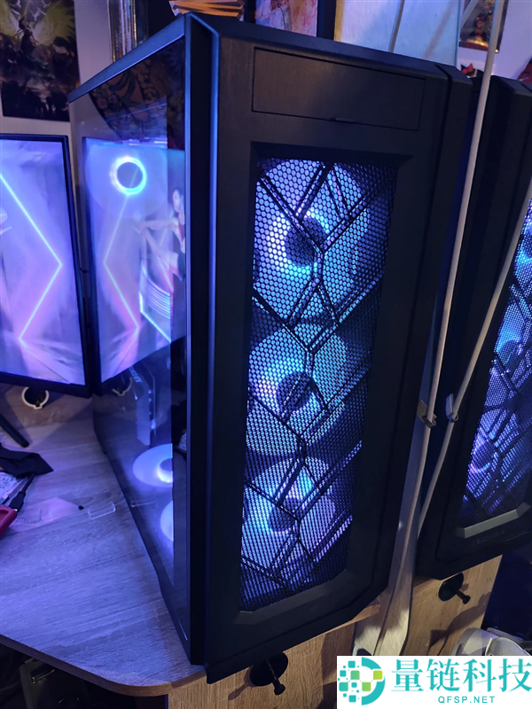 老卡不浪费：RTX 3090与RTX 3050双卡搭配实测4K 144FPS表现