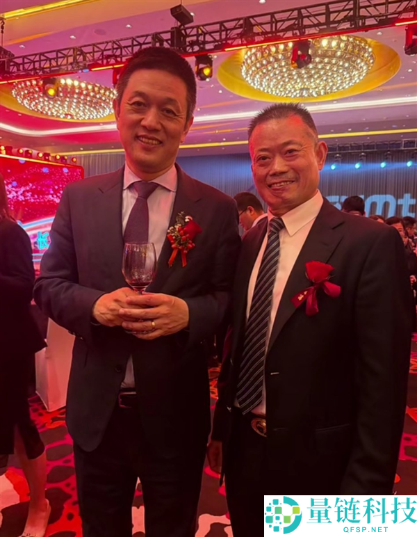 蔚来李斌出席长鑫科技上市答谢晚宴，首日股价暴涨465%！
