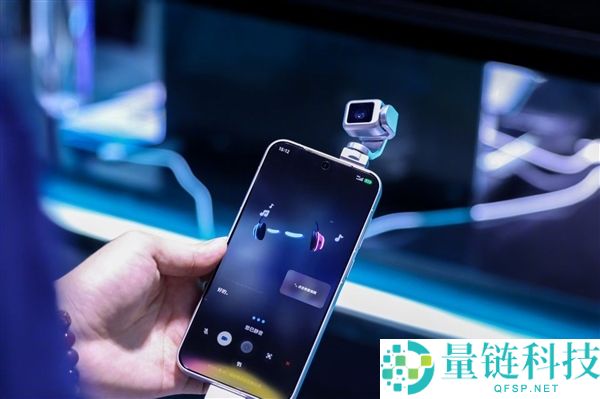 光荣Robot Phone正式宣布：将于8月12日发布新机