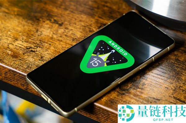 手机换新意愿下降，创新机面板需求激增：已超越全新机市场