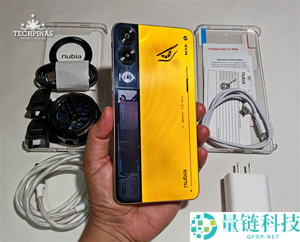 努比亚Neo 5 Max发布：7.5英寸巨屏与7100mAh电池的手机平板二合一新选择