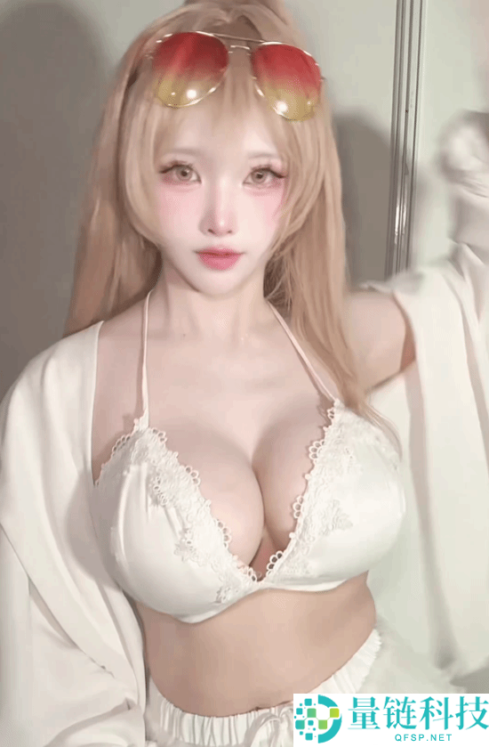 韩国Cosplayer小花生发文吐槽：B站视频频繁遭到举报