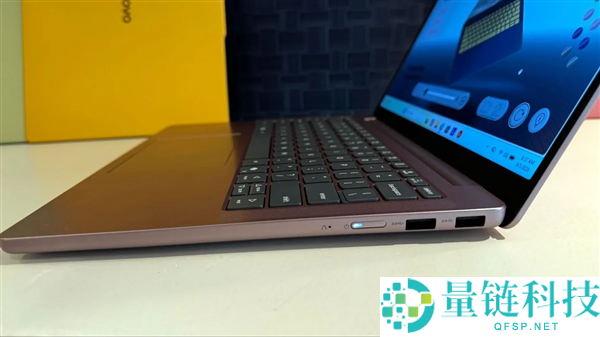 联想IdeaPad Vibe正式发布：对标MacBook Neo，七款配色与可换键帽设计