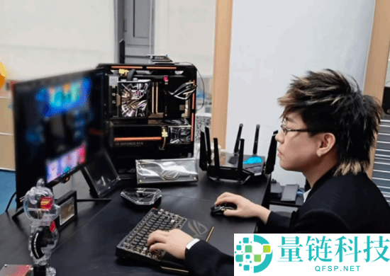 胡彦斌晒ROG全家桶，硬核玩家美颜被吐槽并开启DLSS5