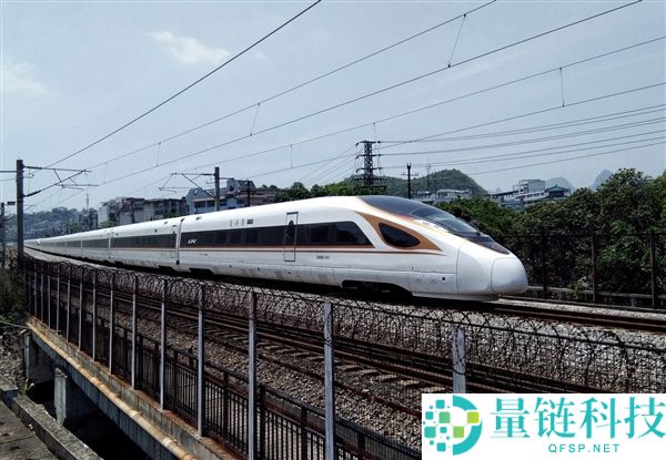 成渝中线高铁无砟轨道落成：成都至重庆仅需50分钟通车时间