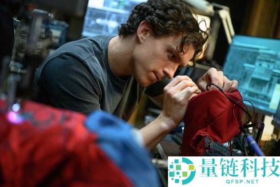 30岁登顶影史第一人，荷兰弟获胜：蜘蛛侠奥德赛表现惊艳