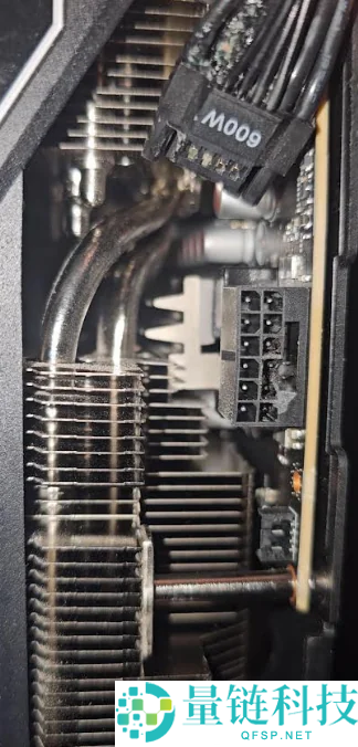 RTX 5090 16针接口熔出大洞，玩老游戏损坏：PNY拒绝保修解释