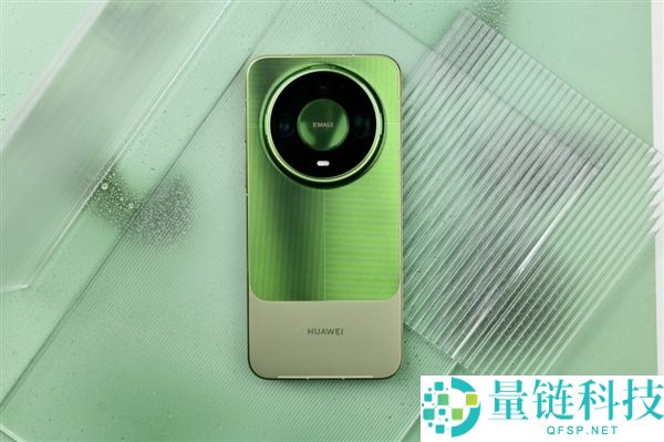 华为Mate 90 Pro Max典藏版评测：翡冷翠色彩惊艳与积木壳新玩法分析